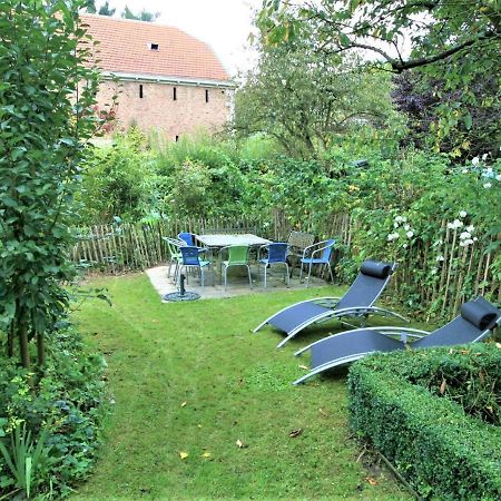 Enchanting Cottage With Terrace Garden Hamoir Buitenkant foto