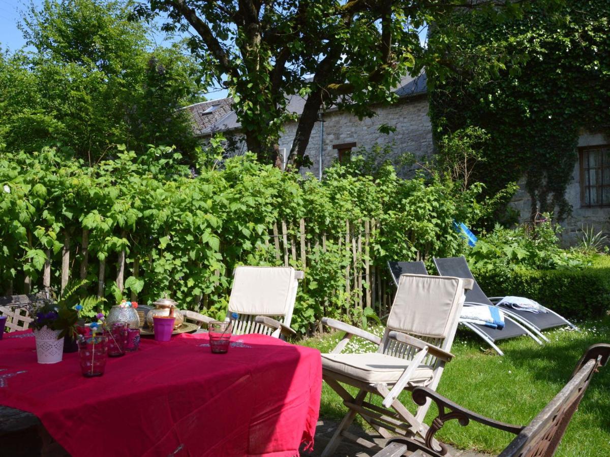 Enchanting Cottage With Terrace Garden Hamoir Buitenkant foto