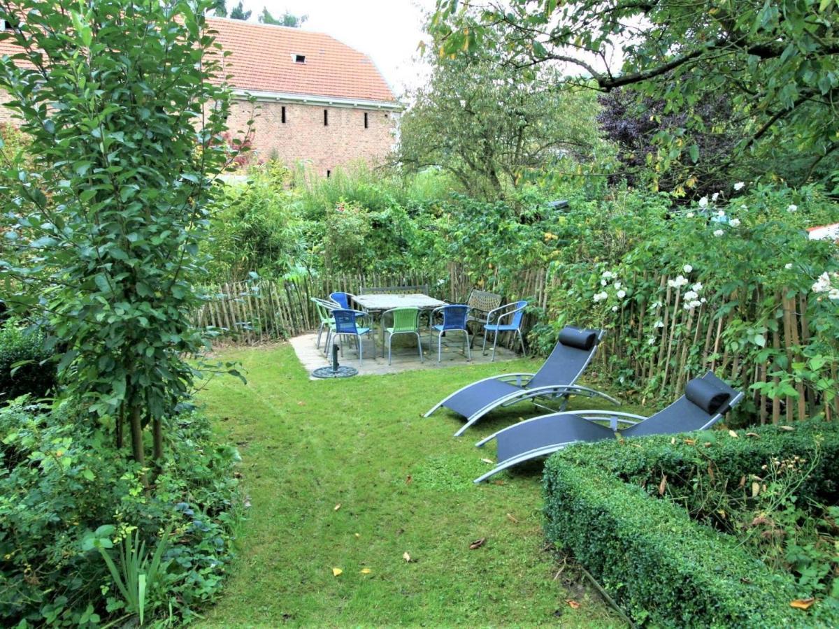 Enchanting Cottage With Terrace Garden Hamoir Buitenkant foto